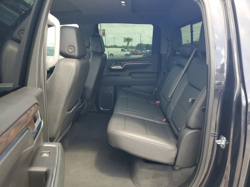 Used 2023 GMC Sierra 1500 SLT w/ SLT Convenience Package image 13