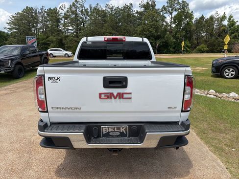 Used 2016 GMC Canyon SLT w/ Driver Alert Package AWD/4WD image 3