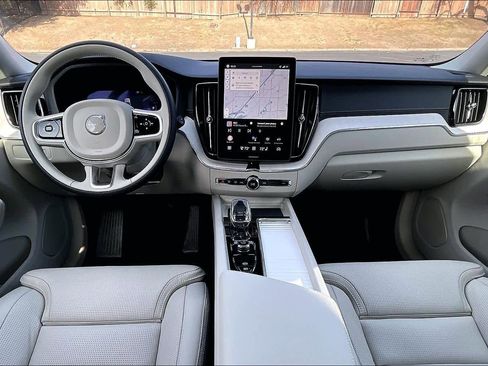 New 2026 Volvo XC60 T8 Ultra w/ Protection Package Premier image 7