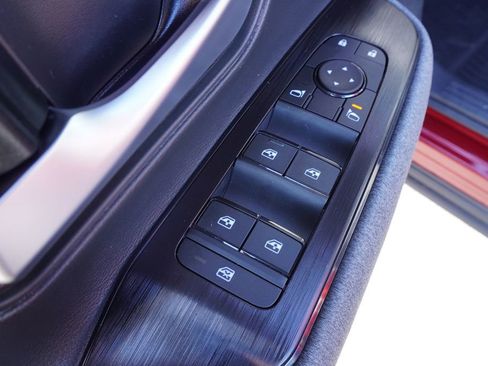 New 2026 Nissan Kicks SV w/ SV Premium Package FWD image 16