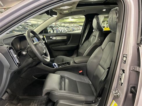 New 2026 Volvo XC40 B5 Plus w/ Protection Package Premier image 10