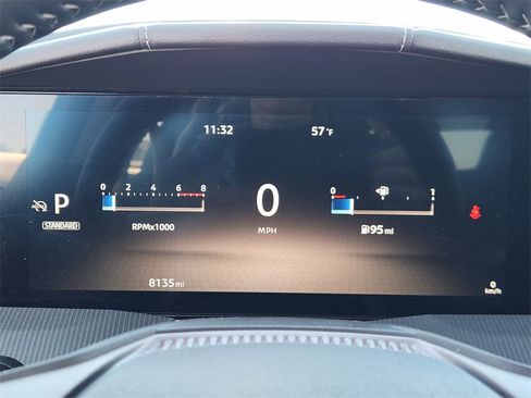 Used 2025 Nissan Murano SV image 11