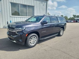 Used 2024 Chevrolet Suburban LT RWD video 1