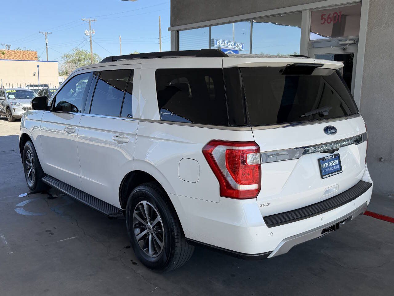 Used 2019 Ford Expedition XLT RWD image 4