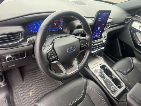 Used 2023 Ford Explorer ST w/ Equipment Group 401A AWD/4WD image 13