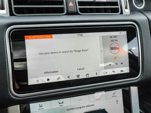 Used 2018 Land Rover Range Rover Supercharged image 39