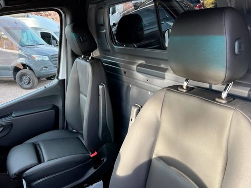 New 2026 Mercedes-Benz Sprinter 2500 image 12