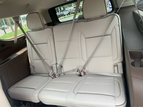 Used 2022 GMC Yukon XL Denali w/ Max Trailering Package AWD/4WD image 26