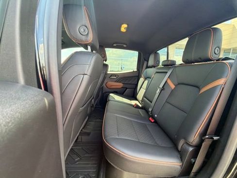Used 2023 GMC Canyon AT4 w/ AT4 Premium Package AWD/4WD image 14