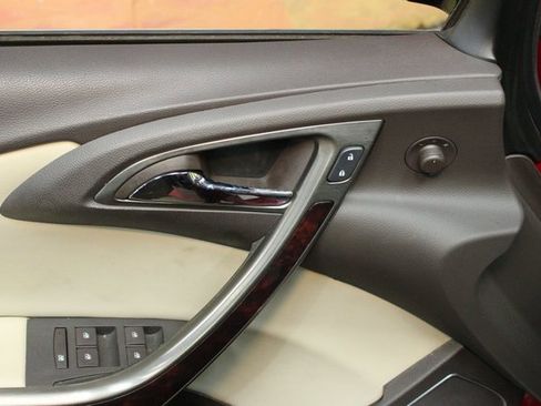 Used 2017 Buick Verano Convenience image 16