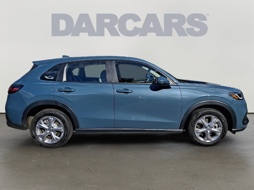 Used 2023 Honda HR-V LX image 8