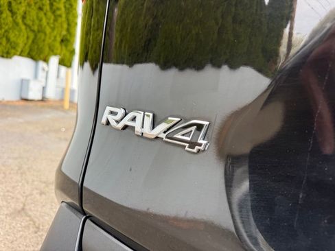 Certified 2025 Toyota RAV4 XLE image 7