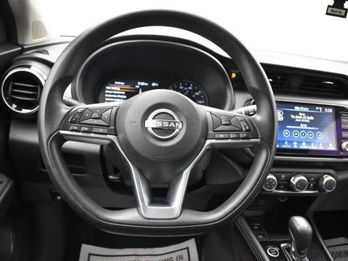 Used 2023 Nissan Kicks SV FWD image 20