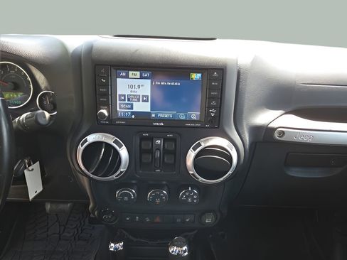 Used 2012 Jeep Wrangler Unlimited Sahara w/ Dual Top Group image 13