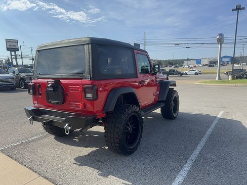 Used 2021 Jeep Wrangler Sport AWD/4WD image 6