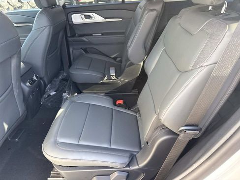 New 2026 Ford Explorer Active w/ Active Comfort Package AWD/4WD image 37