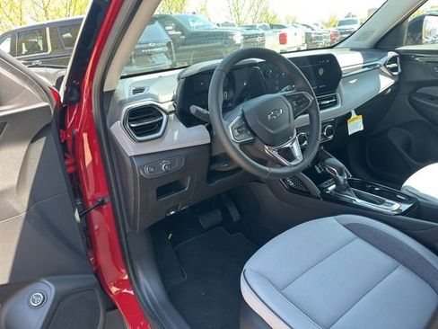 New 2026 Chevrolet TrailBlazer LT w/ Convenience Package AWD/4WD image 14
