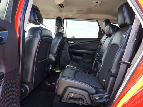 Used 2018 Dodge Journey Crossroad w/ Popular Equipment Group AWD/4WD image 18