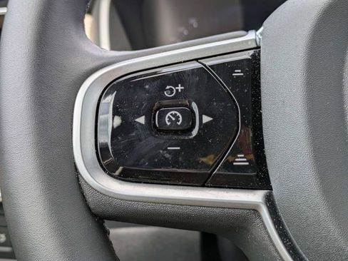 New 2026 Volvo XC90 B6 Ultra w/ Protection Package Premier AWD/4WD image 36