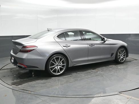 Used 2025 Genesis G70 2.5T image 4