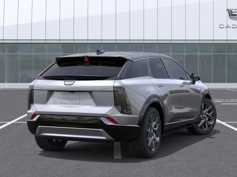 New 2026 Cadillac Optiq Luxury 1 image 4
