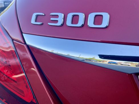 Used 2020 Mercedes-Benz C 300 4MATIC Sedan image 32