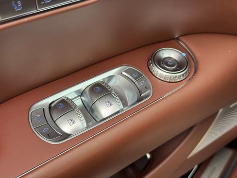 Used 2024 Genesis G90 3.5T image 14