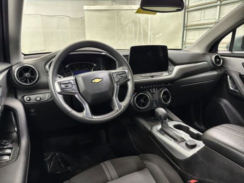 Certified 2024 Chevrolet Blazer LT w/ Convenience Package image 19