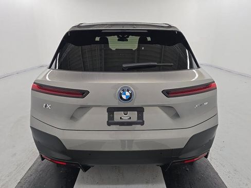 Used 2024 BMW iX xDrive50 AWD/4WD image 5