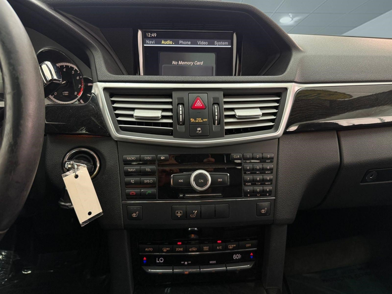 Used 2010 Mercedes-Benz E 350 Sedan image 16