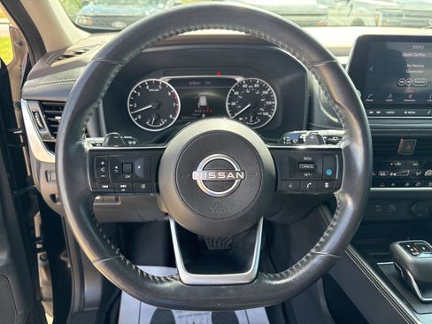 Used 2022 Nissan Rogue SL FWD image 22