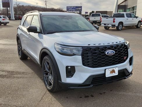 New 2026 Ford Explorer ST w/ Sun And Sound Package AWD/4WD image 6