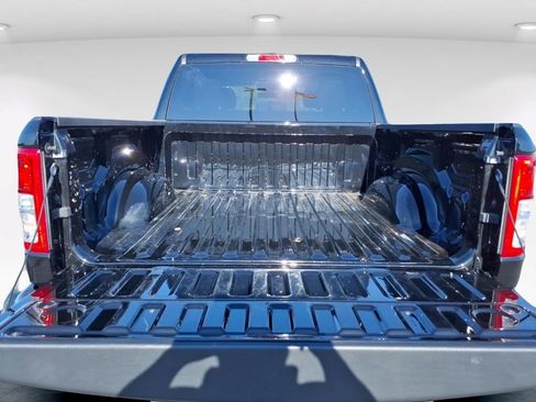 Used 2022 RAM 1500 Big Horn AWD/4WD image 5