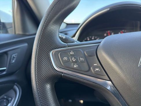 Used 2024 Chevrolet Malibu LT image 38