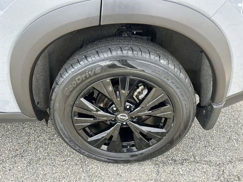 Certified 2023 Nissan Rogue SV w/ SV Premium B Package image 11