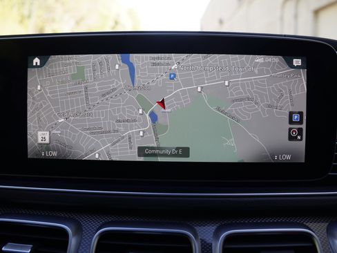 Used 2023 Mercedes-Benz GLE 53 AMG 4MATIC image 23