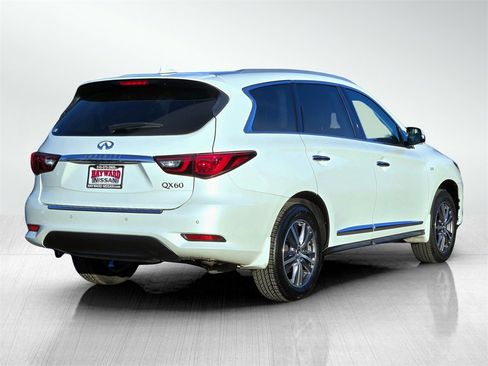 Used 2020 INFINITI QX60 Luxe w/ Essential Package image 4