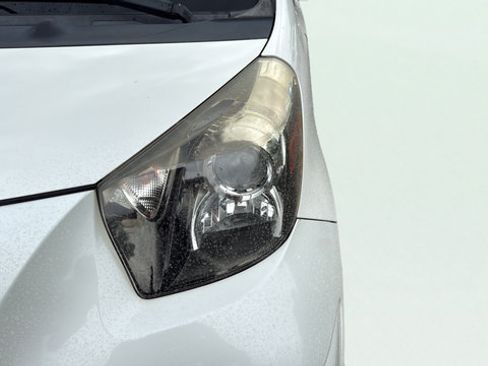 Used 2013 Scion iQ FWD image 31