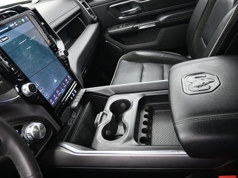 Used 2025 RAM 1500 Laramie image 20