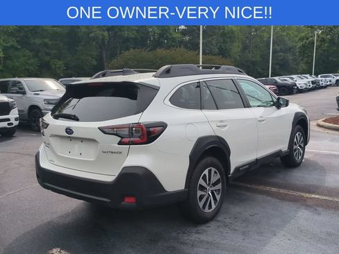 Used 2025 Subaru Outback Premium AWD/4WD image 5