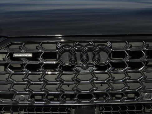 Used 2023 Audi A8 L 3.0T w/ Luxury Package AWD/4WD image 40
