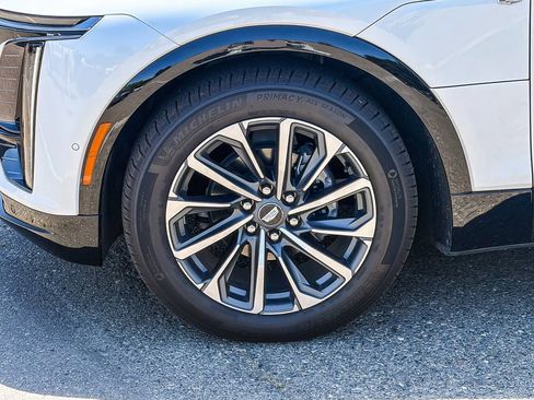 Used 2024 Cadillac Lyriq Sport w/ LPO, Floor Liner Package RWD image 4