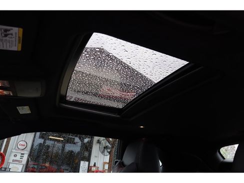 Used 2016 Dodge Challenger SRT Hellcat image 26