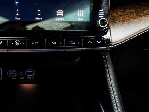 Used 2024 Jeep Grand Wagoneer L 4WD image 26