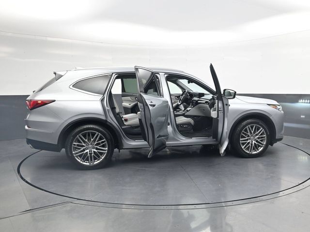 Used 2024 Acura MDX w/ Advance Package AWD/4WD image 39
