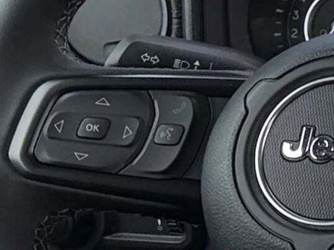 New 2026 Jeep Gladiator Rubicon image 32