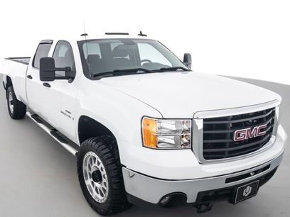 Used 2009 GMC Sierra 2500 SLE w/ Convenience Package
