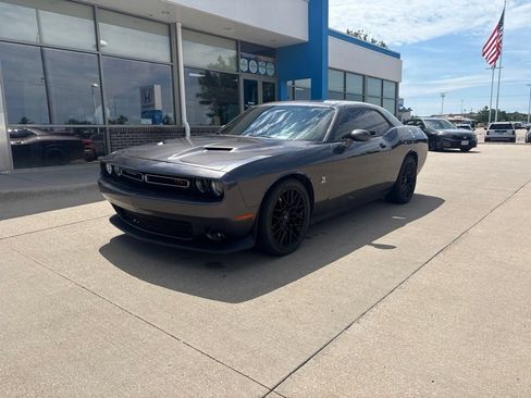 Used 2015 Dodge Challenger R/T Scat Pack w/ Leather Interior Group RWD image 1