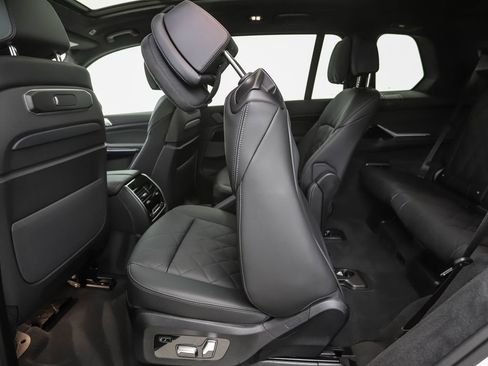 Certified 2026 BMW X7 xDrive40i AWD/4WD image 24