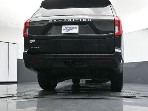 New 2026 Ford Expedition Active AWD/4WD image 30